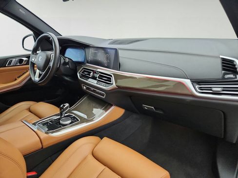 Used 2022 BMW X5 xDrive40i w/ Premium Package AWD/4WD image 30