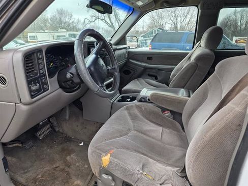 Used 1999 GMC Sierra 1500 SLE w/ Convenience Plus Group image 10