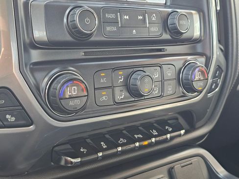 Used 2018 Chevrolet Silverado 3500 LTZ AWD/4WD image 34