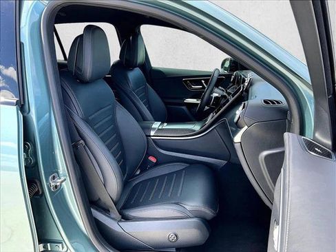 Used 2026 Mercedes-Benz GLC 300 image 9