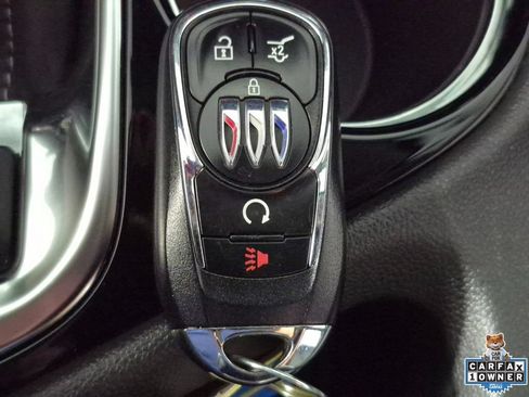 Certified 2025 Buick Encore GX Sport Touring w/ Advanced Technology Package AWD/4WD image 30