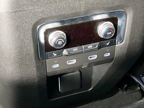 Used 2023 GMC Yukon AT4 w/ AT4 Premium Package AWD/4WD image 27