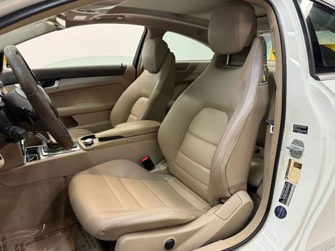 Used 2012 Mercedes-Benz C 250 C 250 Coupe 2D image 17