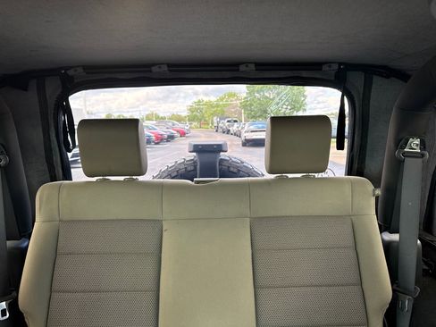 Used 2009 Jeep Wrangler Sahara w/ Dual Top Group AWD/4WD image 13