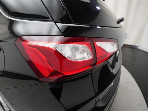 Used 2021 Chevrolet Equinox Premier image 36