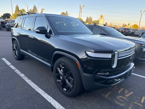 Used 2023 Rivian R1S Adventure AWD/4WD image 1