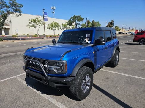 Used 2023 Ford Bronco Badlands AWD/4WD image 1