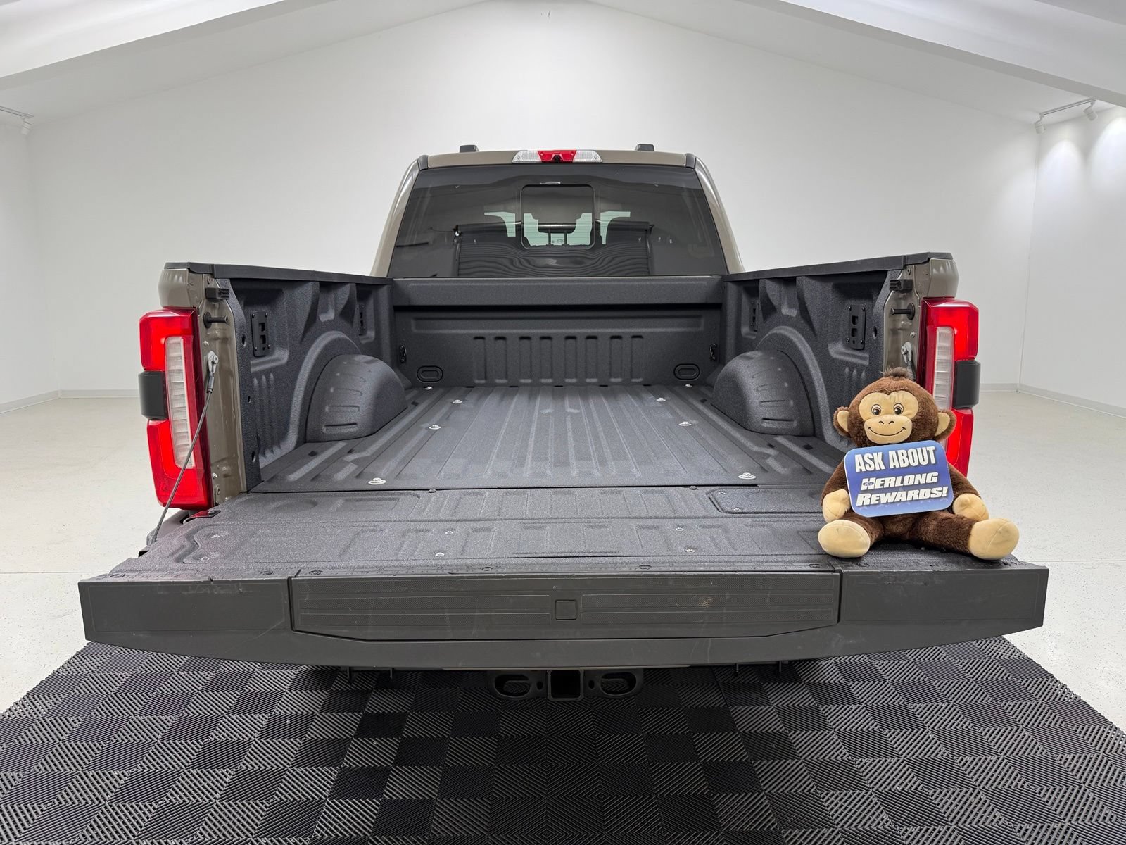 Used 2026 Ford F250 King Ranch w/ Chrome Package AWD/4WD image 8