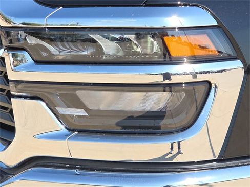 New 2026 RAM 2500 Tradesman w/ Chrome Appearance Group image 4