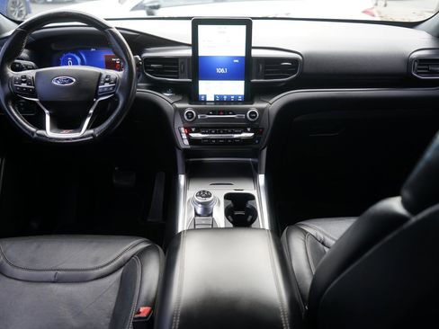 Used 2020 Ford Explorer ST w/ ST Street Pack image 15