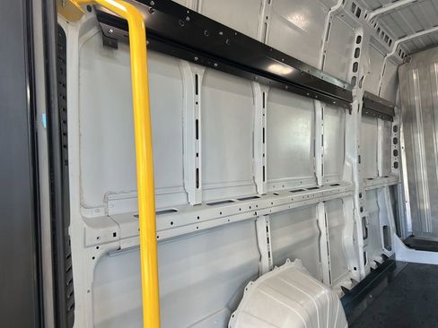 Used 2024 RAM ProMaster 3500 w/ Delivery Van Package FWD image 28