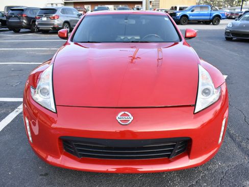 Used 2015 Nissan 370Z Coupe image 3