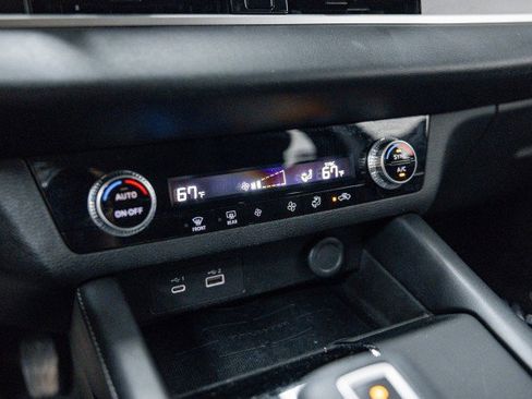 Used 2022 Mitsubishi Outlander ES image 20