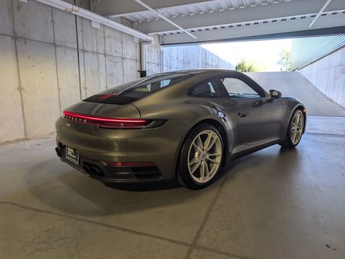 Used 2023 Porsche 911 Carrera image 8