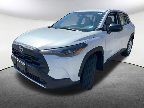New 2026 Toyota Corolla Cross L image 5