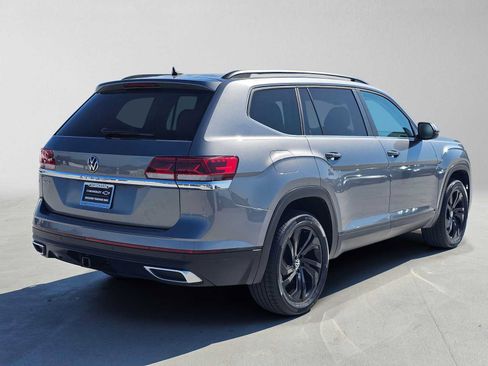 Used 2022 Volkswagen Atlas SE FWD image 3
