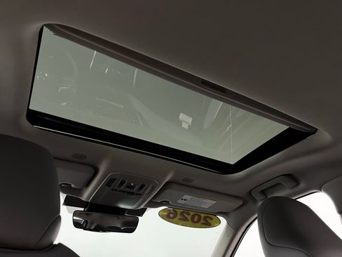 Certified 2026 Toyota Highlander Limited image 27