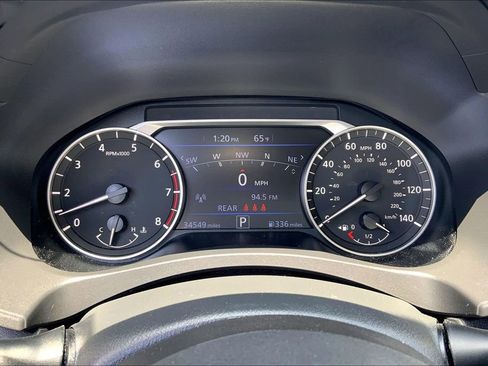 Used 2024 Nissan Altima 2.5 SR w/ SR Premium Package FWD image 10