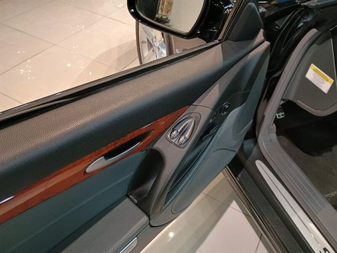 Used 2006 Mercedes-Benz SL 500 image 12
