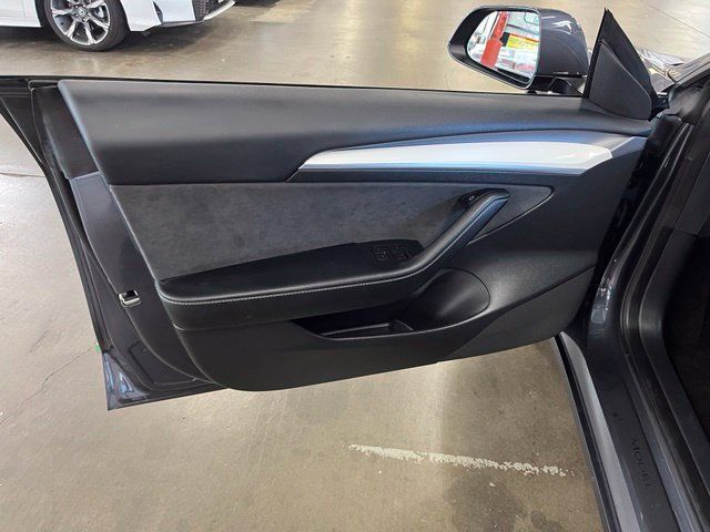 Used 2023 Tesla Model 3 Standard Range RWD image 25