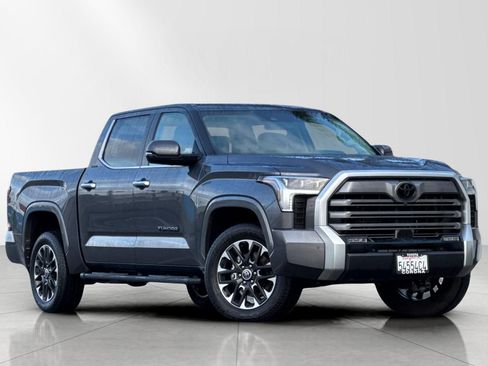 Used 2024 Toyota Tundra Limited image 1