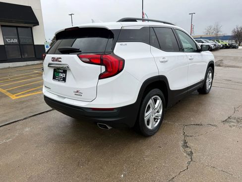 Used 2020 GMC Terrain SLE image 11