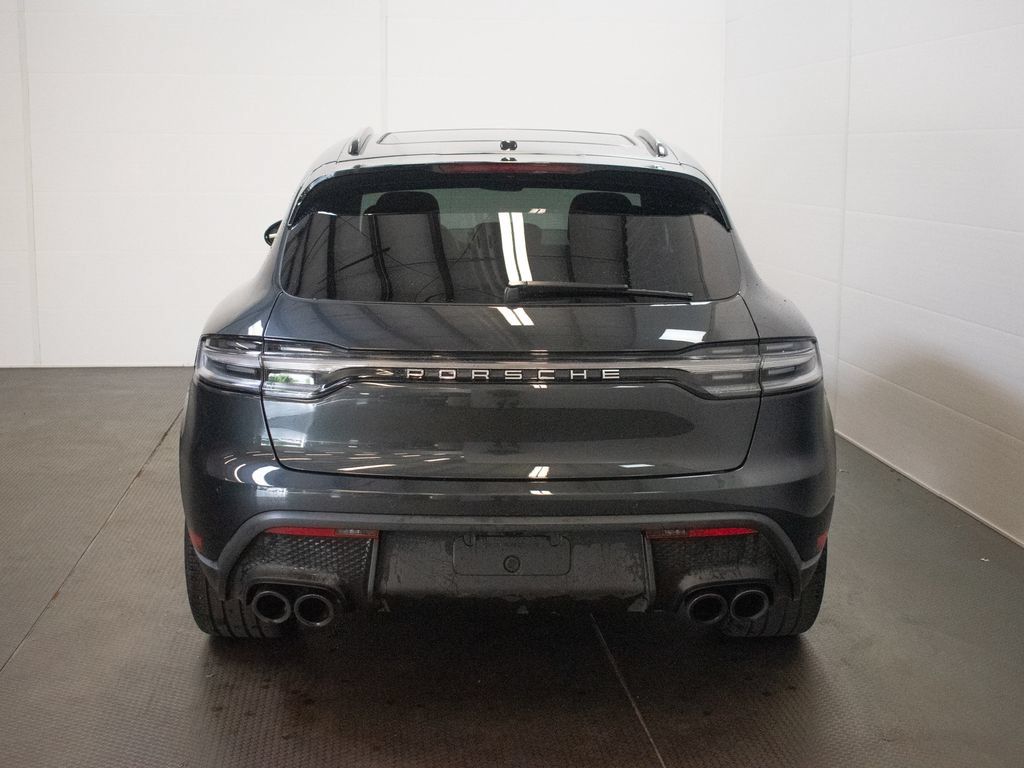 Certified 2026 Porsche Macan AWD/4WD image 6