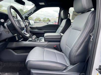New 2025 Ford F150 Lightning Lariat