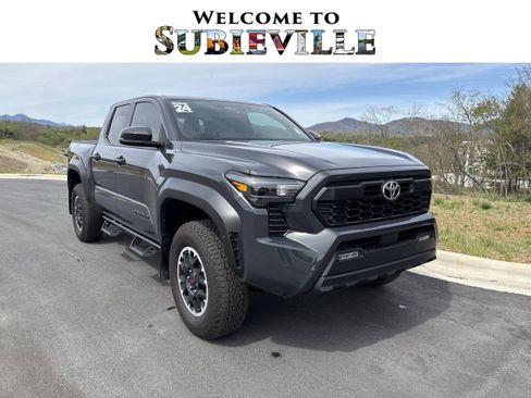 Used 2024 Toyota Tacoma TRD Off-Road w/ TRD Off Road Upgrade Package image 1