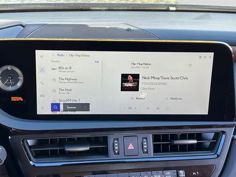 New 2025 Lexus ES 350 w/ Premium Package image 17