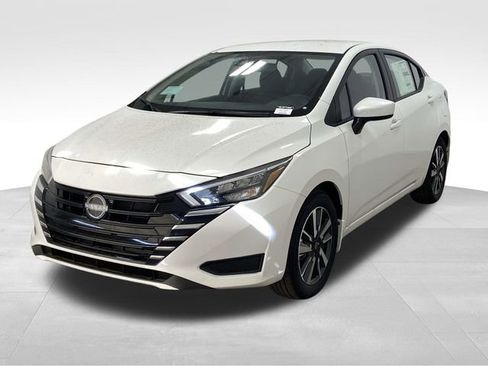 New 2025 Nissan Versa SV w/ Trunk Package image 6