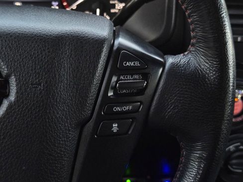 Used 2021 Nissan Titan PRO-4X AWD/4WD image 26