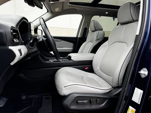 Used 2023 Honda Pilot Elite image 10