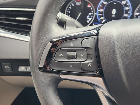 Used 2023 Buick Enclave Avenir w/ Avenir Technology Package FWD image 31