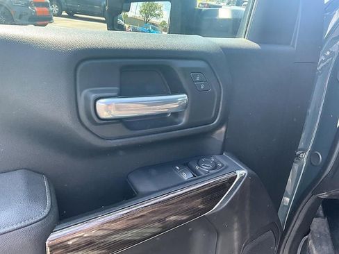 Used 2025 Chevrolet Silverado 2500 LT AWD/4WD image 14