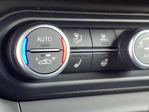 New 2026 Alfa Romeo Stelvio Sprint w/ Convenience Package image 21