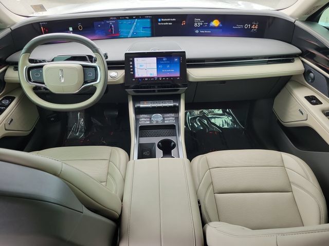 Used 2025 Lincoln Nautilus Premier w/ Equipment Group 102A AWD/4WD image 14