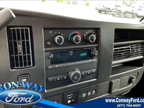 Used 2024 GMC Savana 2500 w/ Driver Convenience Package image 15