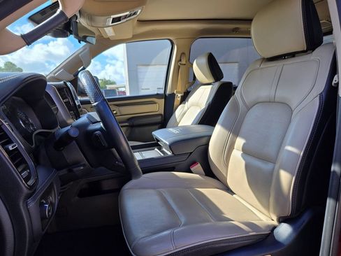 Used 2021 RAM 1500 Limited AWD/4WD image 16