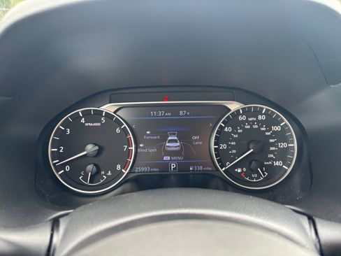 Used 2025 Nissan Altima 2.5 SV FWD image 40