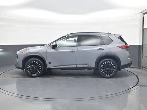 Used 2026 Nissan Rogue Dark Armor FWD image 5