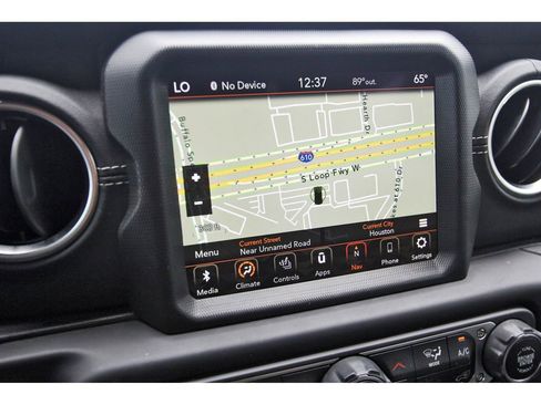 Used 2023 Jeep Wrangler Unlimited Sahara w/ Cold Weather Group AWD/4WD image 21