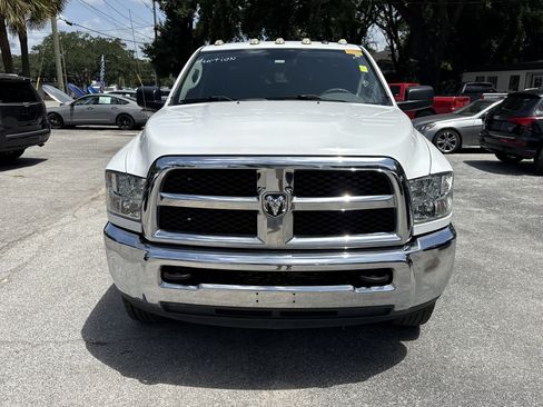 Used 2018 RAM 2500 Tradesman w/ Chrome Appearance Group AWD/4WD image 8