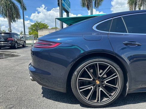 Used 2018 Porsche Panamera 4S AWD/4WD image 37