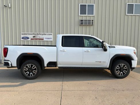 Used 2022 GMC Sierra 2500 AT4 w/ AT4 Premium Plus Package AWD/4WD image 1
