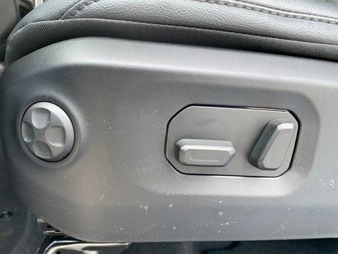 New 2026 Jeep Gladiator Sport image 10