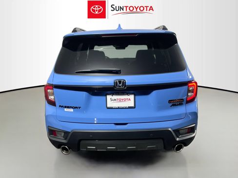 Used 2025 Honda Passport TrailSport image 5