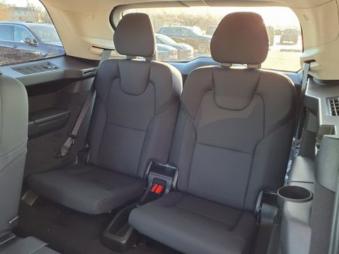 New 2026 Volvo XC90 T8 Plus w/ Protection Package image 9