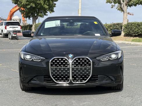 Used 2024 BMW 430i Convertible image 2