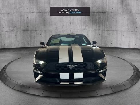 Used 2020 Ford Mustang Premium image 2